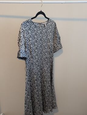 H&M Black and White Floral Midi Dress - Professional - Y2K - Layering